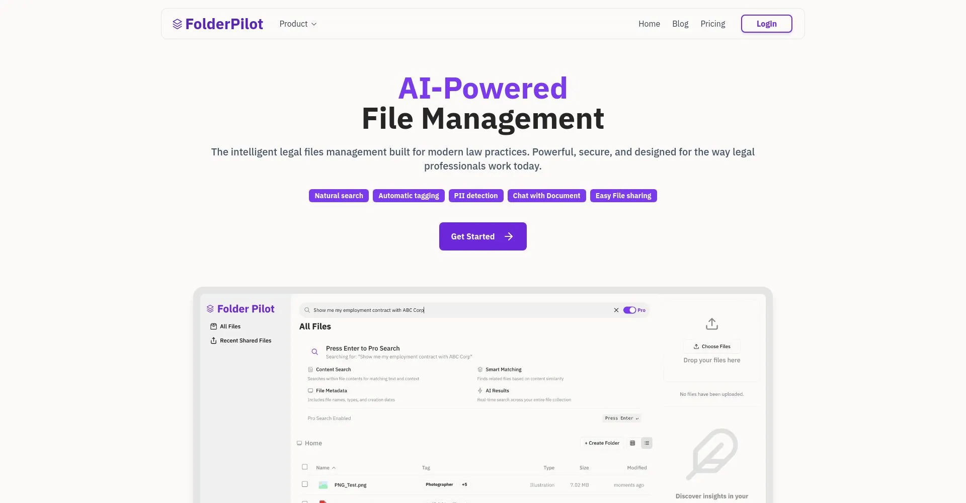 Captura de pantalla del sitio web de FolderPilot mostrando su interfaz de gestión de archivos.